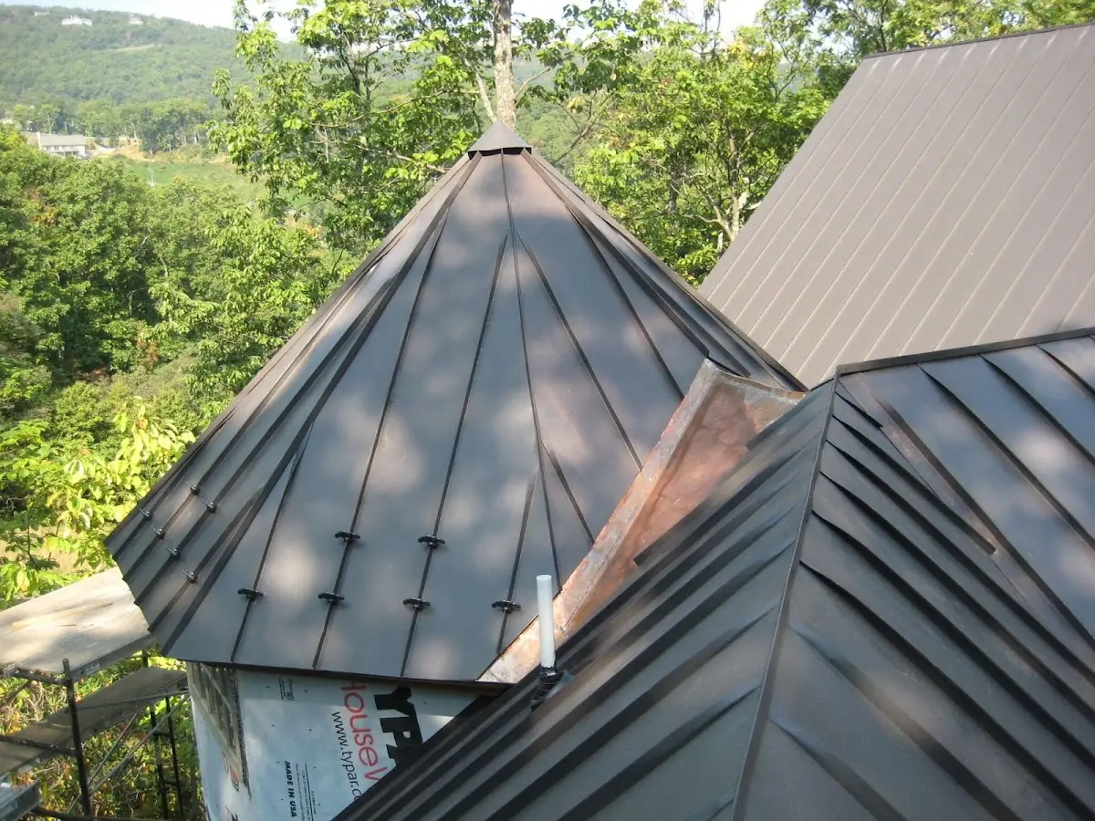 Professional Roof Tarp Installation by Craftsman Roofing in Browns Corner